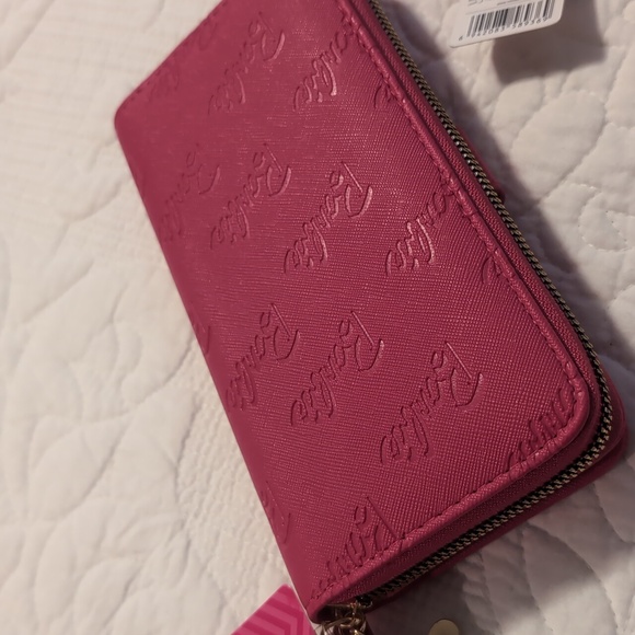 Mattel Barbie wallet and cosmetics purse - Picture 3 of 8